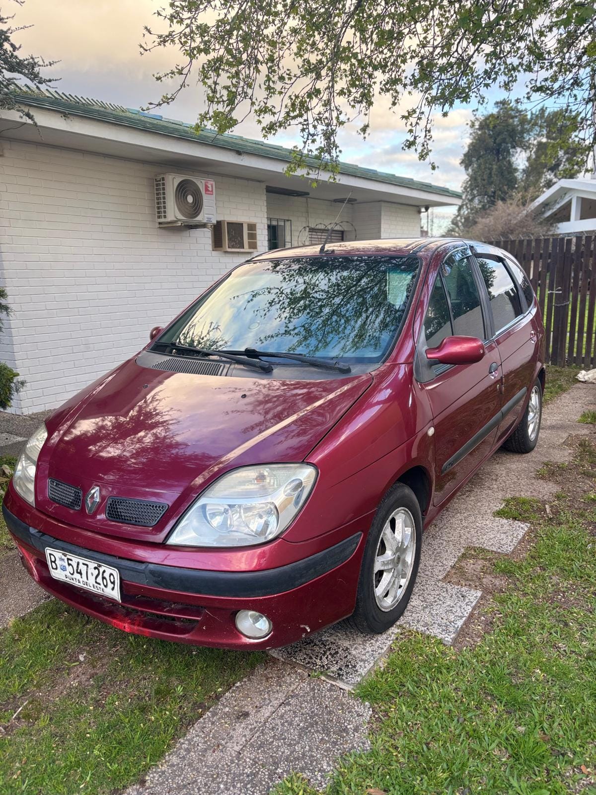 RENAULT SCENIC PRIVILEGE 1.9