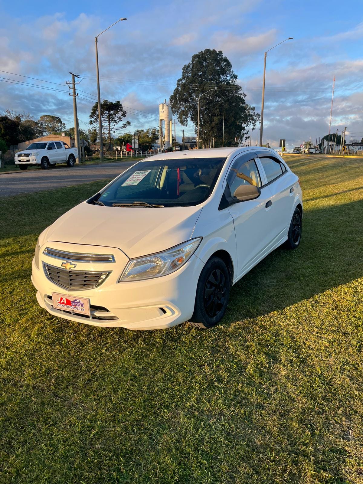 CHEVROLET ONIX JOY LT- PATENTE PAGA TODO EL AÑO 2026