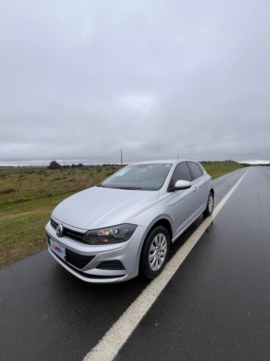 VOLKSWAGEN POLO TRENDLINE