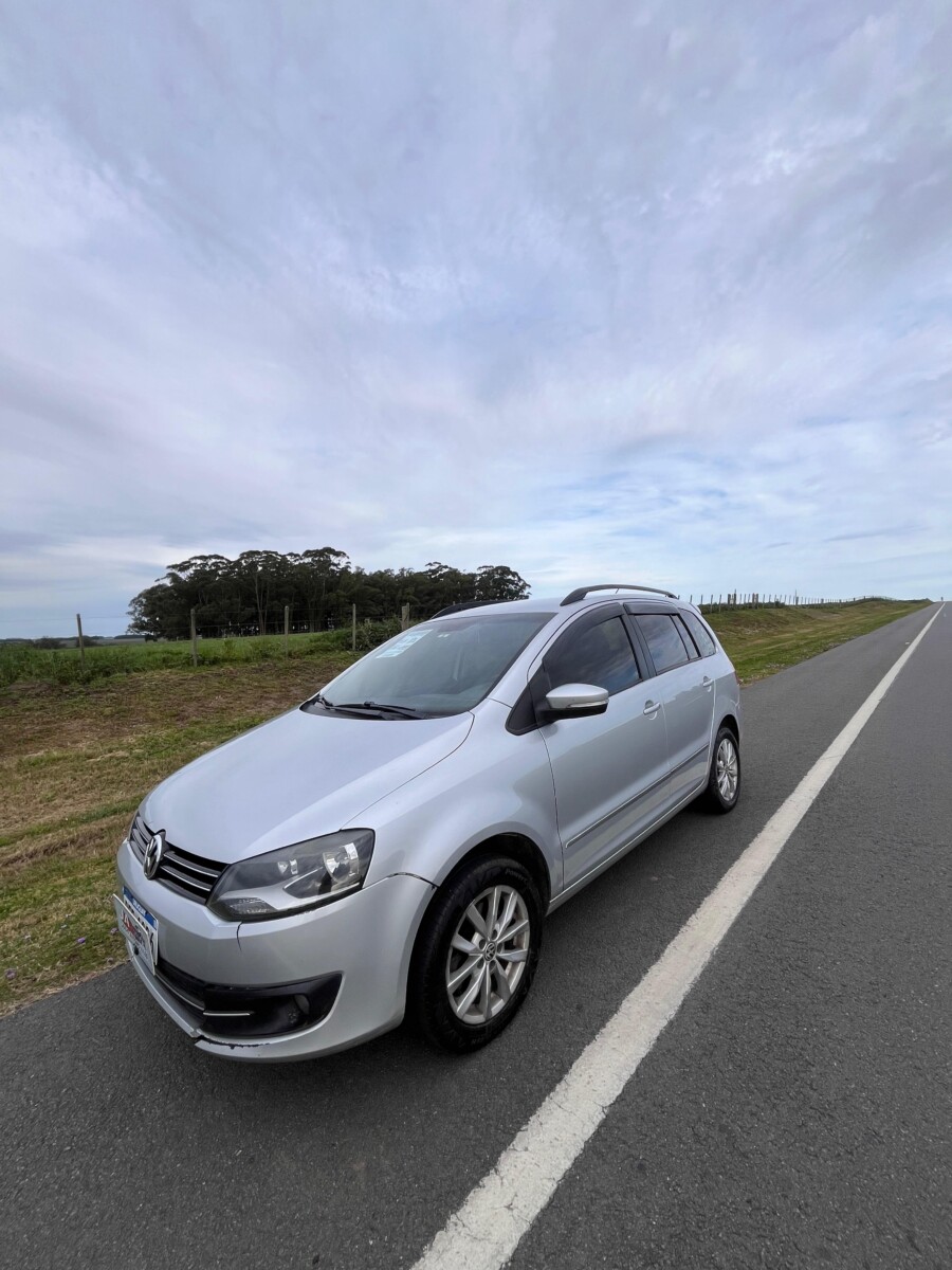 VOLKSWAGEN SURAN • Patente paga todo el año