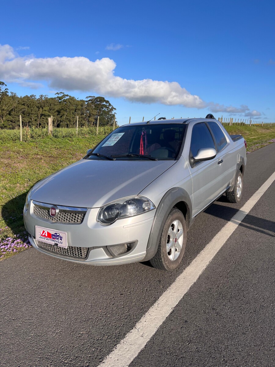 FIAT STRADA TREKKING -PATENTE PAGA TODO EL AÑO-